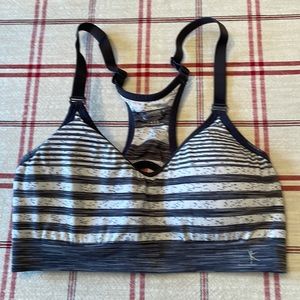 Danskin Now Sports Bra. Worn a few times but still in great condition.